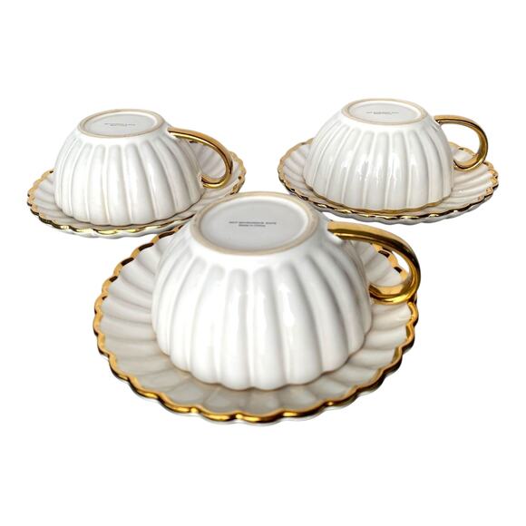 Gold Trim Scalloped Fine China Porcelain Teacups and Plates Set of 6 - Picture 3 of 5
